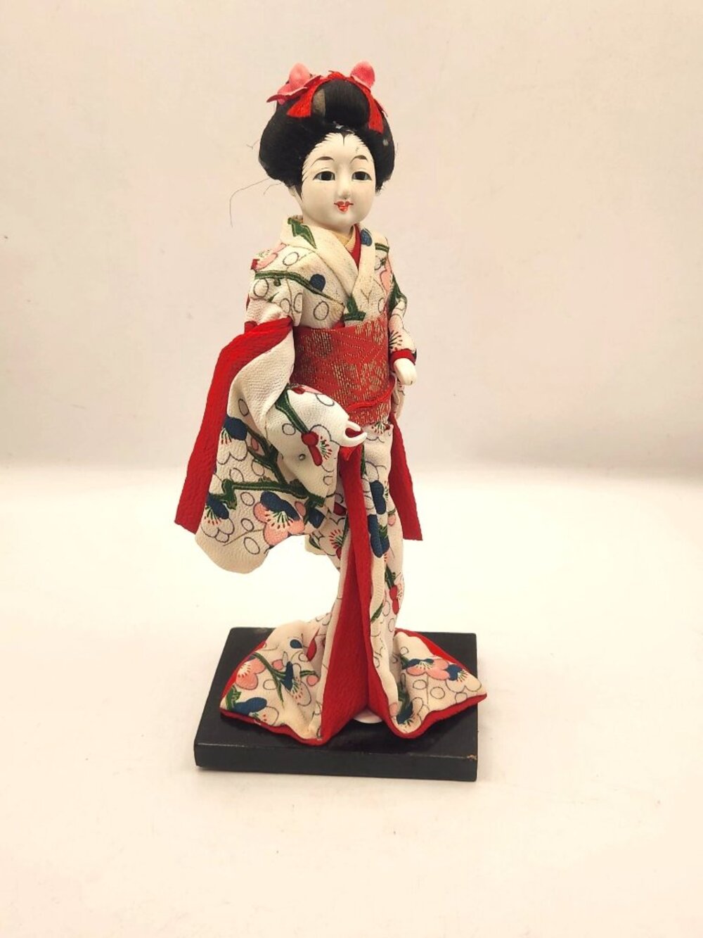 Japanese Geisha Doll in Floral Silk Kimono with red Trim